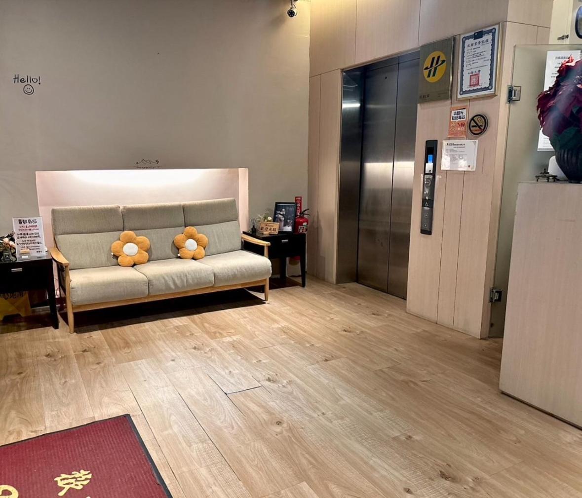 Crystal City Hotel Zhongli Bagian luar foto